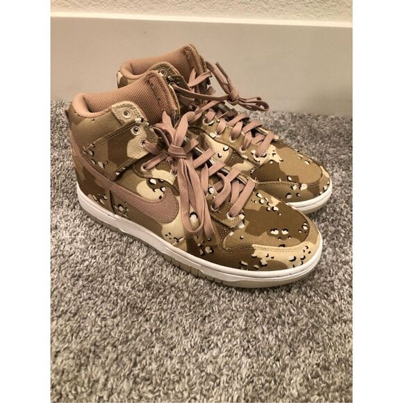 Nike Dunk High Camo Women’s size 8/ Men’s Size 6.5 - Picture 1 of 7